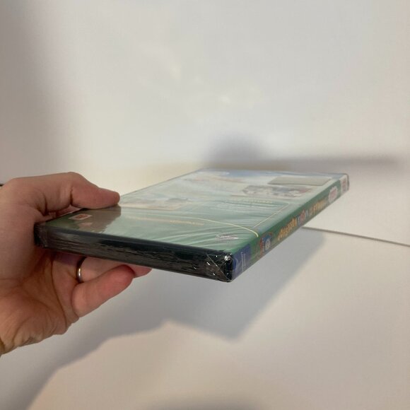 Thomas & Friends: Thomas and the Toy Workshop DVD Classic Train TV Series - Picture 2 of 4